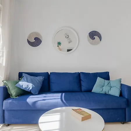 Blue كونيل ذي لا فرونتيرا